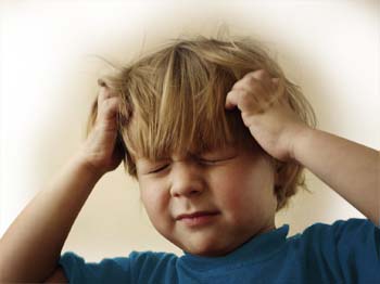 Symptoms of Head Lice